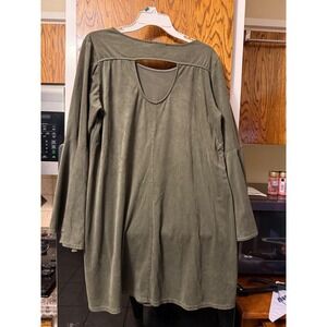 Adrienne Olive Green Bell Sleeve Cutout Back Tunic Top Shirt Large
